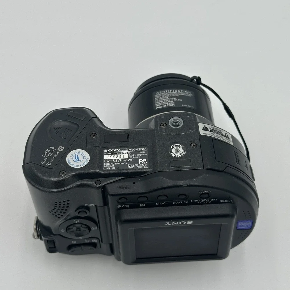 Sony Mavica MVC-CD500 Black LCD 5MP 3x Optical Zoom Digital Camera NO BATTERY